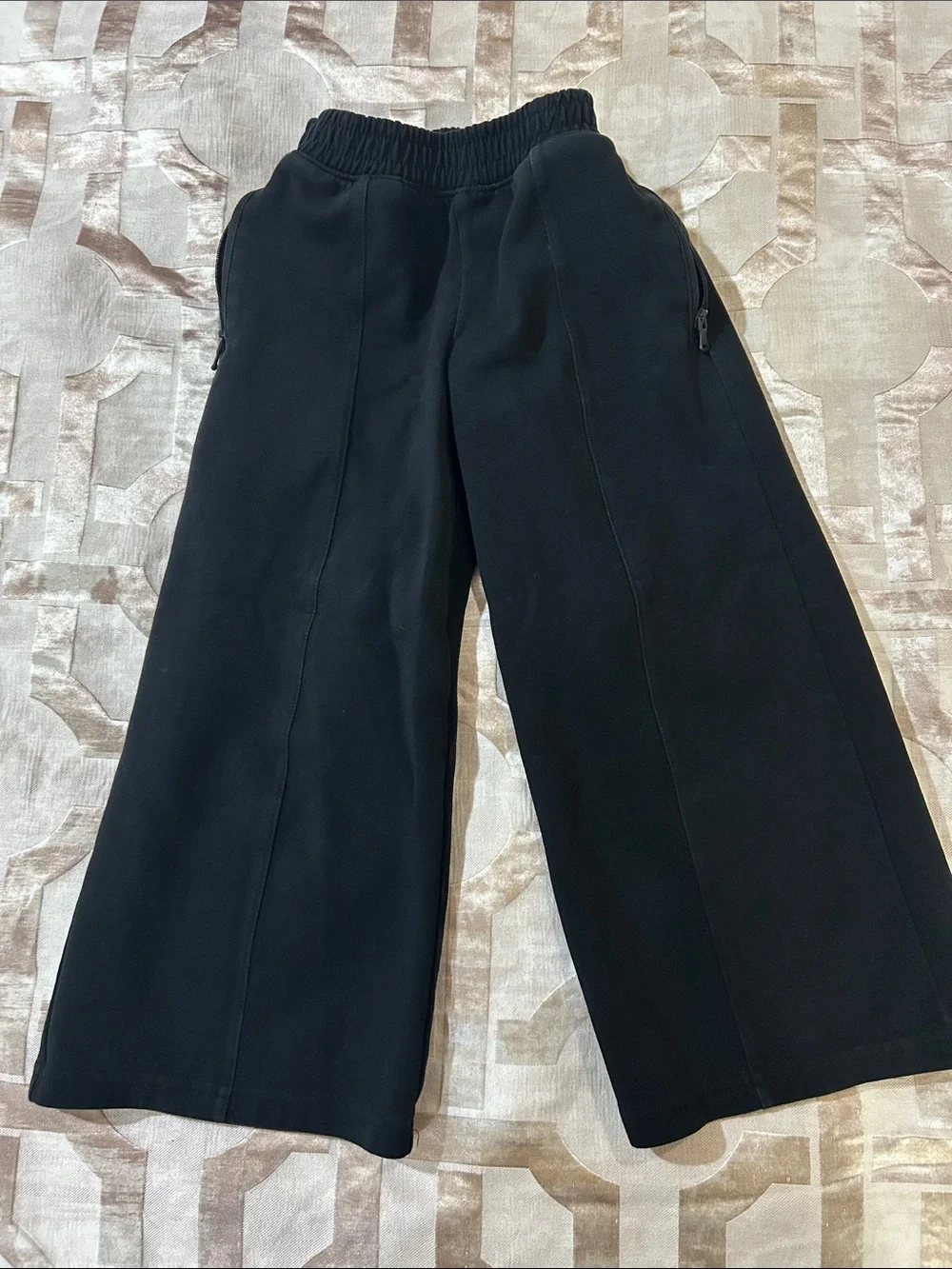 Old Navy Black Wide-Leg Pull-On Pants